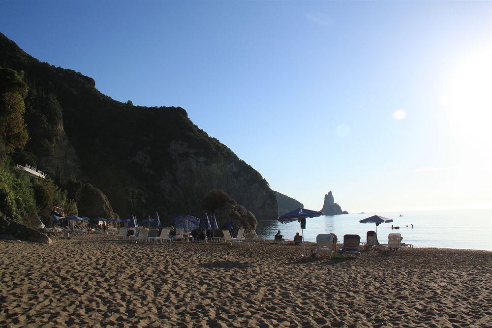 Pink Palace Beach Resort Agios Gordios  Ngoại thất bức ảnh
