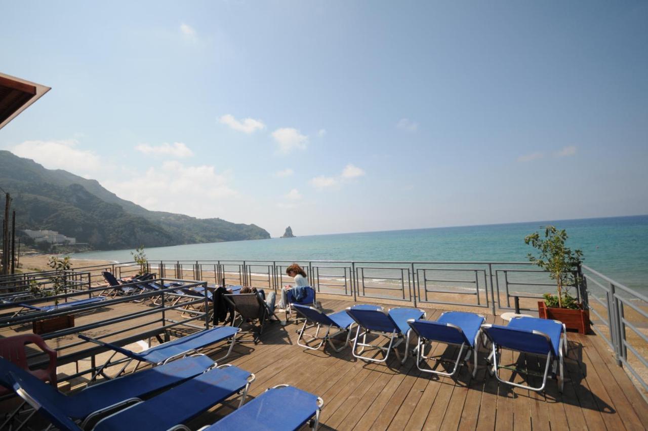 Pink Palace Beach Resort Agios Gordios  Ngoại thất bức ảnh
