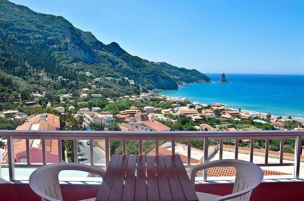 Pink Palace Beach Resort Agios Gordios  Ngoại thất bức ảnh