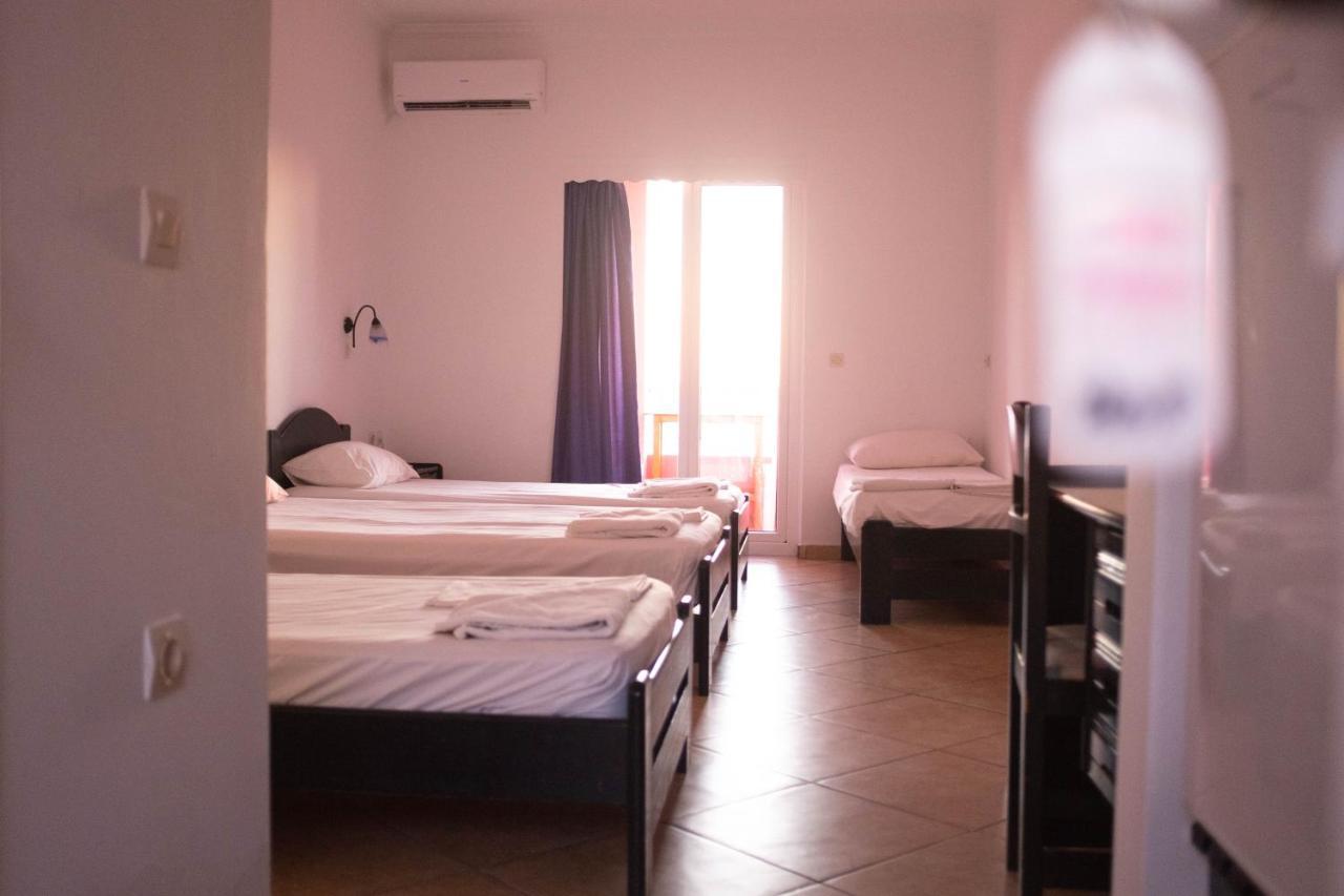 Pink Palace Beach Resort Agios Gordios  Ngoại thất bức ảnh