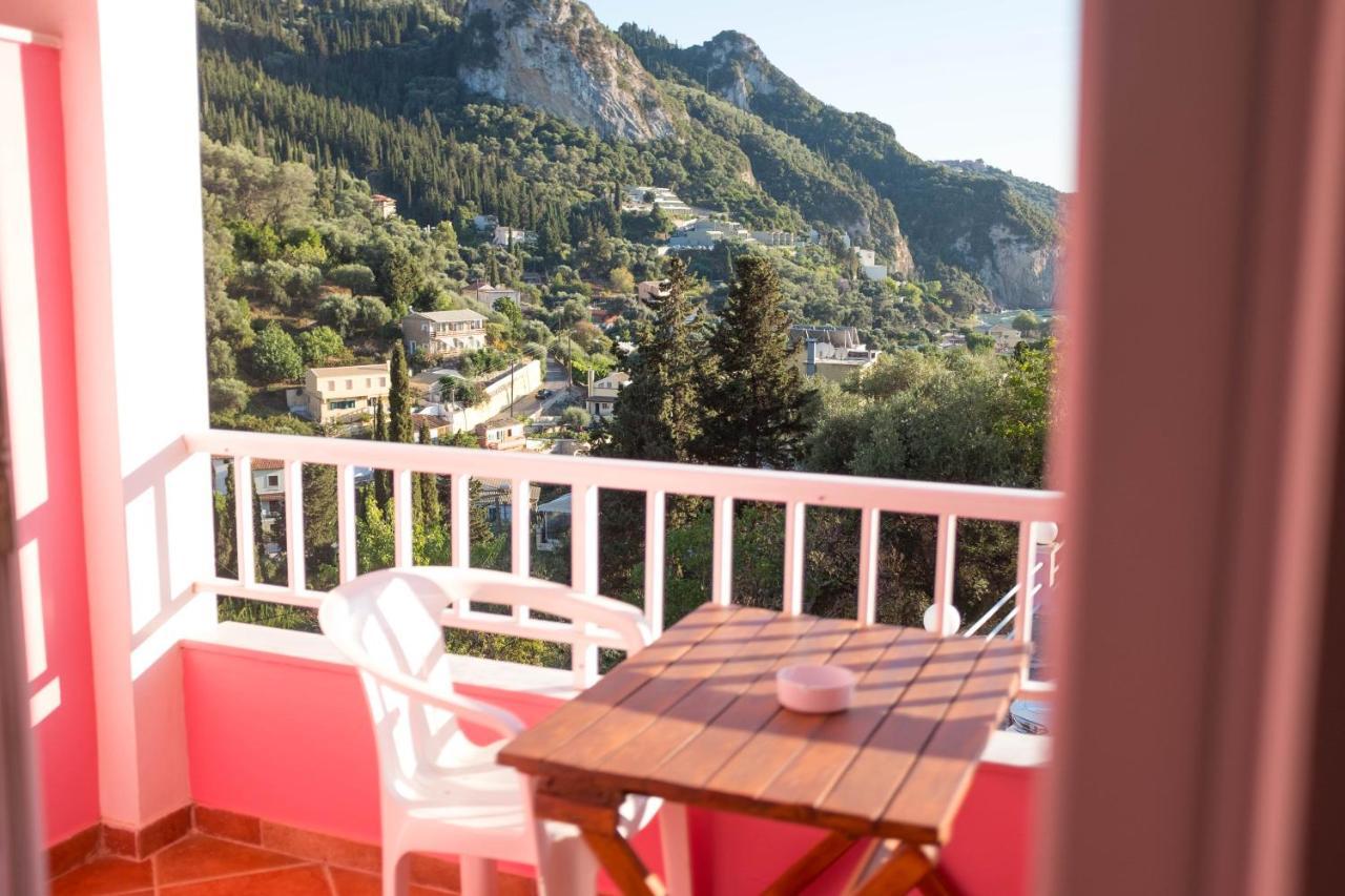 Pink Palace Beach Resort Agios Gordios  Ngoại thất bức ảnh