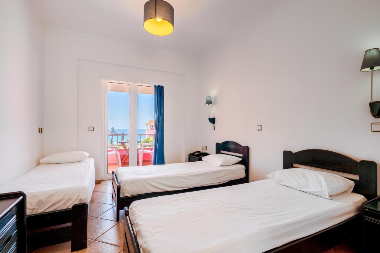 Pink Palace Beach Resort Agios Gordios  Ngoại thất bức ảnh