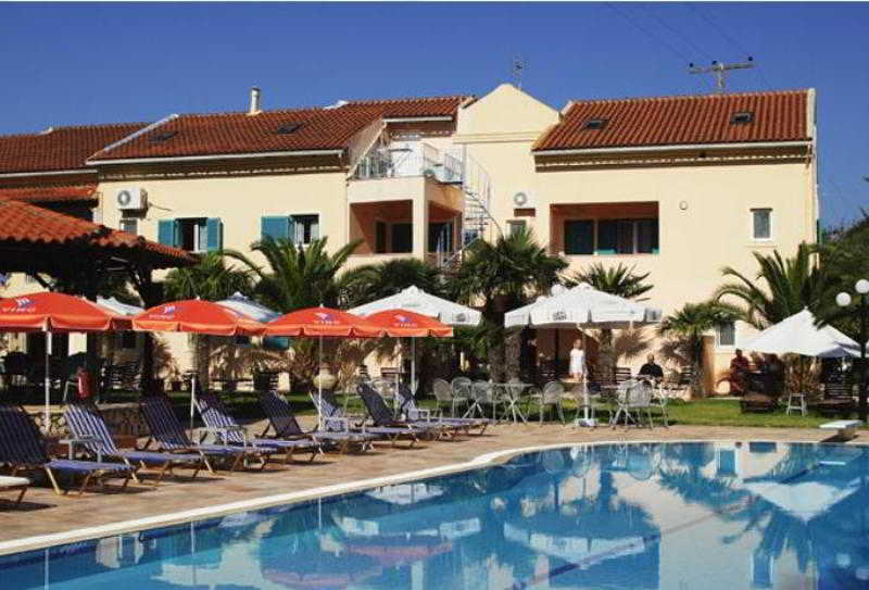 Pink Palace Beach Resort Agios Gordios  Ngoại thất bức ảnh
