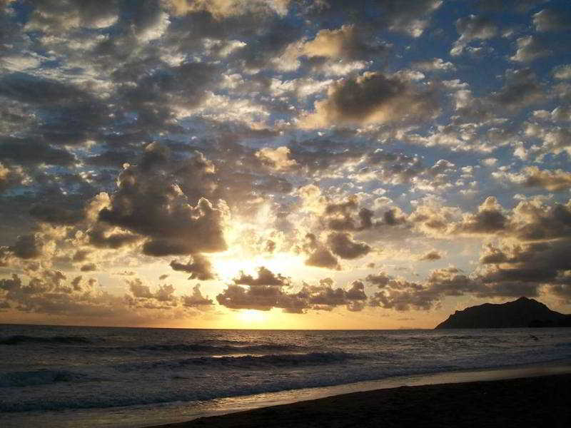 Pink Palace Beach Resort Agios Gordios  Ngoại thất bức ảnh
