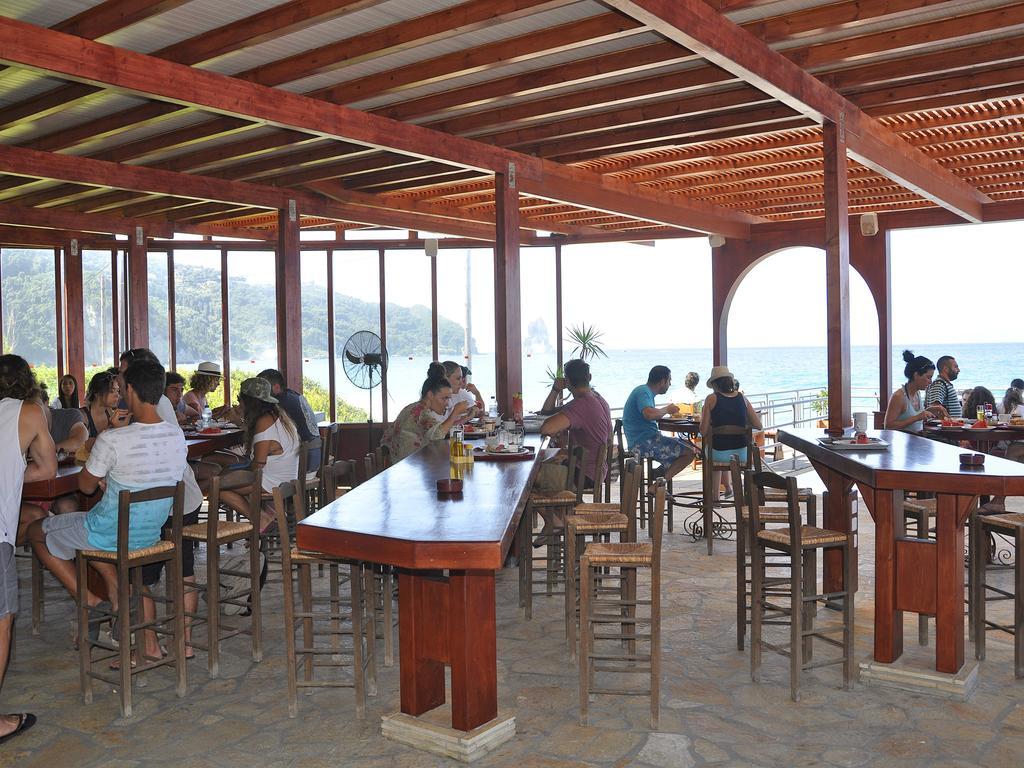 Pink Palace Beach Resort Agios Gordios  Ngoại thất bức ảnh